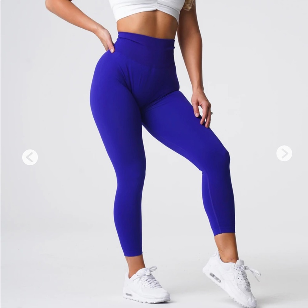 NWOT NVGTN Solid Seamless Leggings